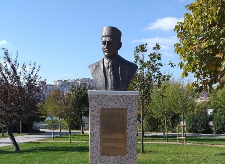 İstanbulda böyük Azərbaycan şairi və dramaturqu Hüseyn Cavidin büstü qoyulub
